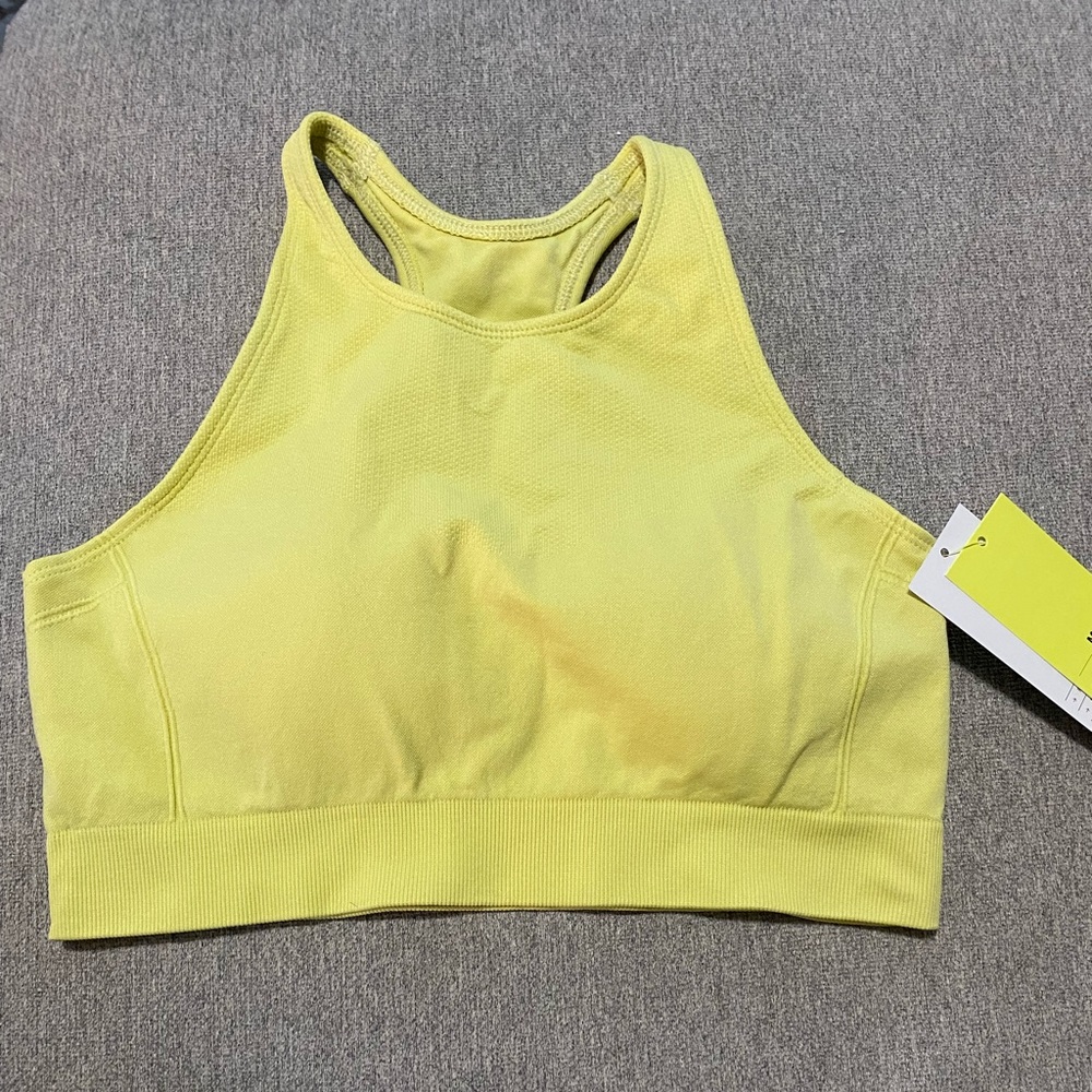 Sports bra